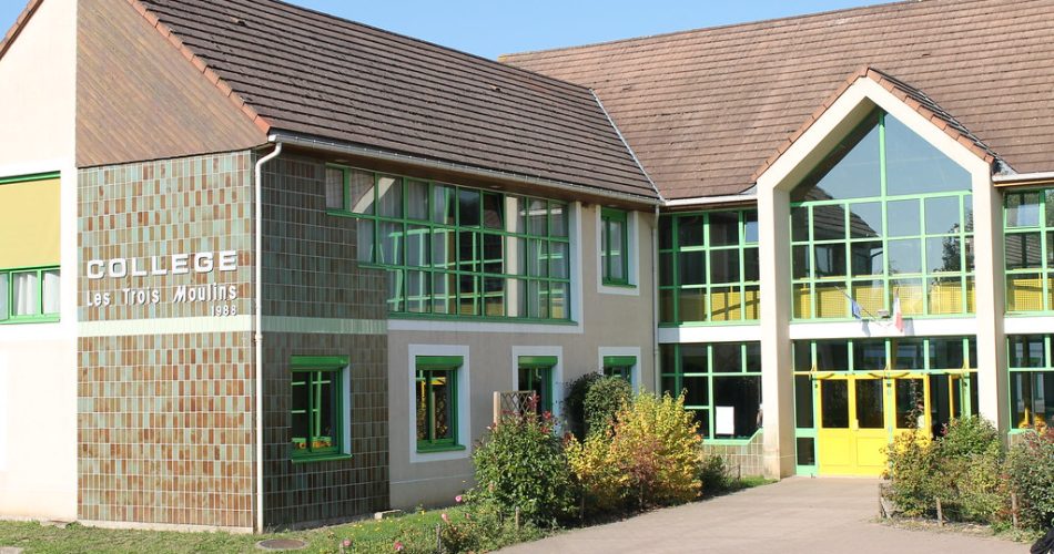 Journal scolaire : RETEX du collège Les trois moulins dans les Yvelines