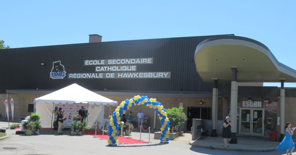 Journal scolaire : RETEX de l'école de Hawkesbury au Canada