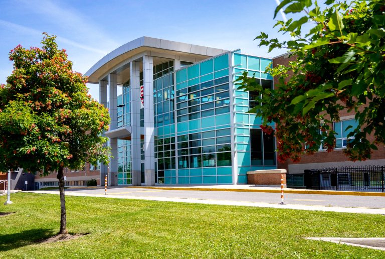 Journal scolaire : RETEX du lycée Claudel d’Ottawa