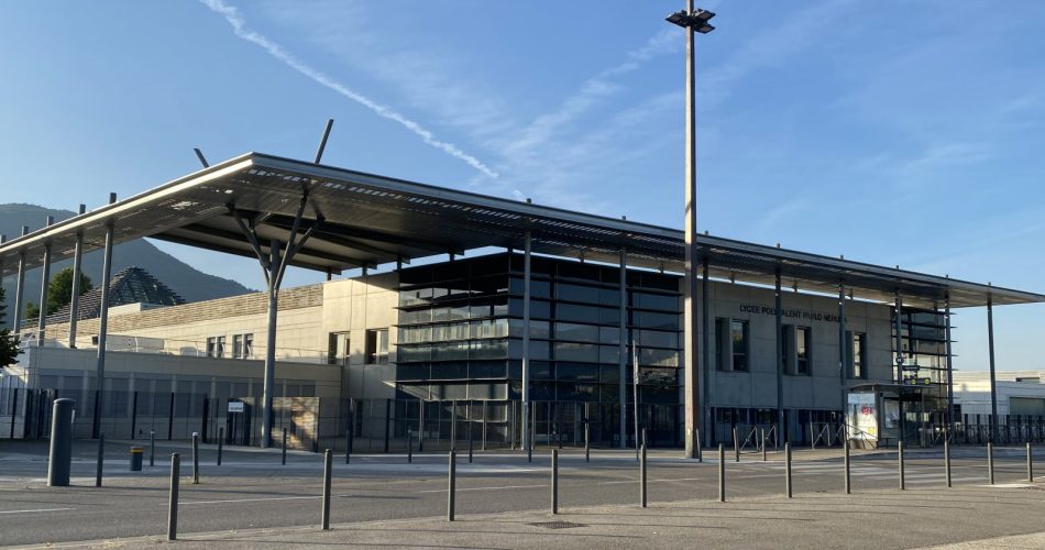 Journal scolaire : RETEX du lycée Pablo Neruda en Isère